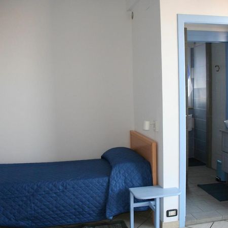 Bed and Breakfast Le Tre Palme Ancona Esterno foto